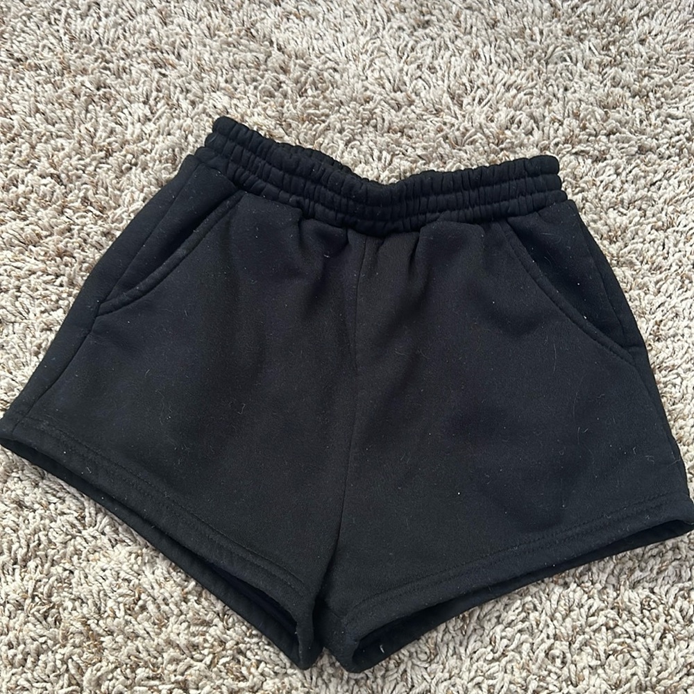 shein black shorts